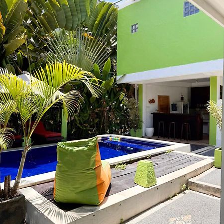 Urban Jungle Beach House Canggu  Luaran gambar