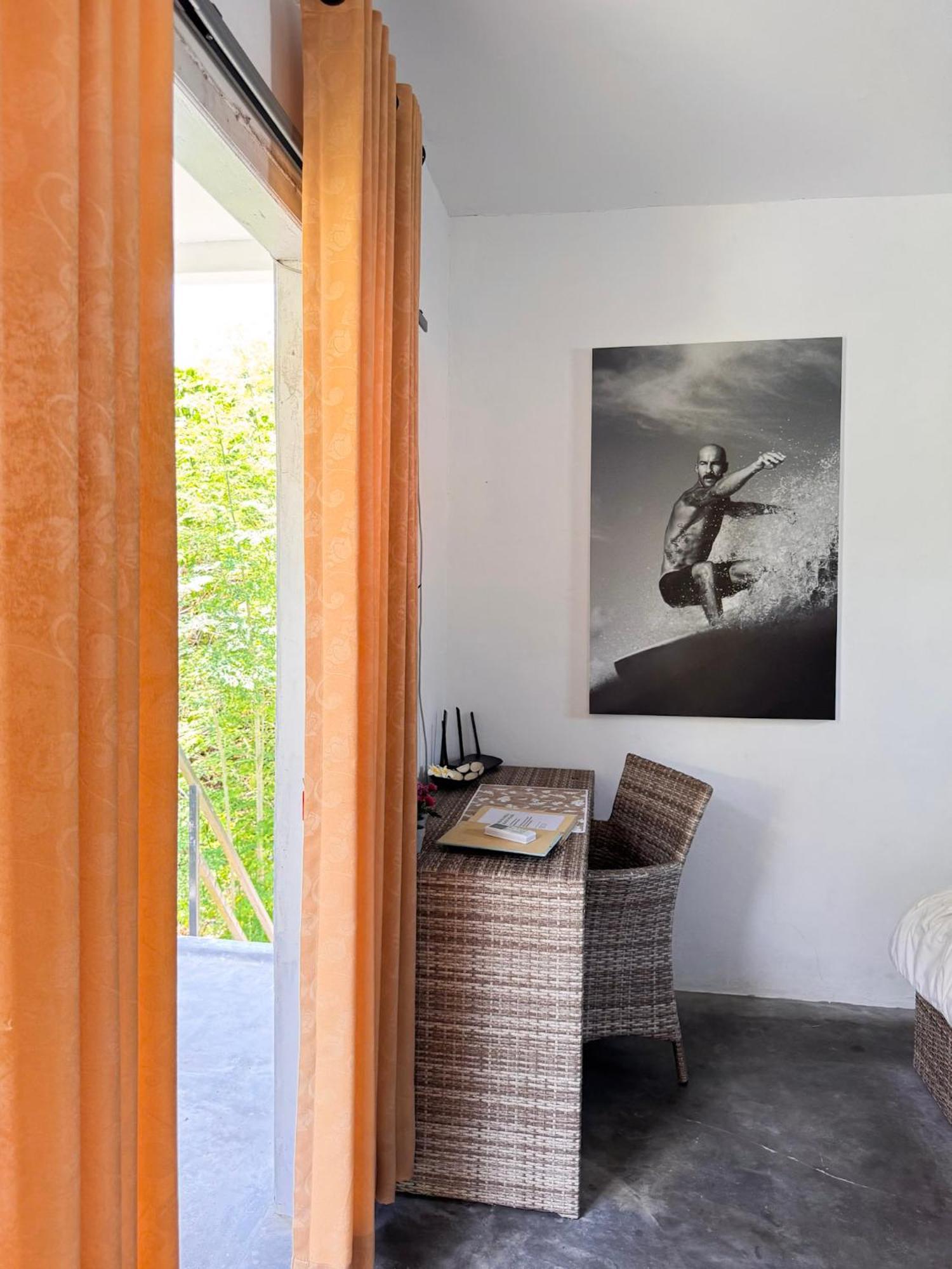Urban Jungle Beach House Canggu  Luaran gambar